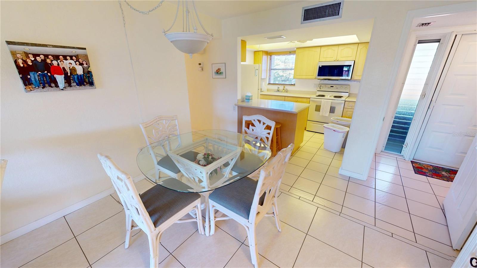 Image 10 of 33 For 311 Garvin Street 201d