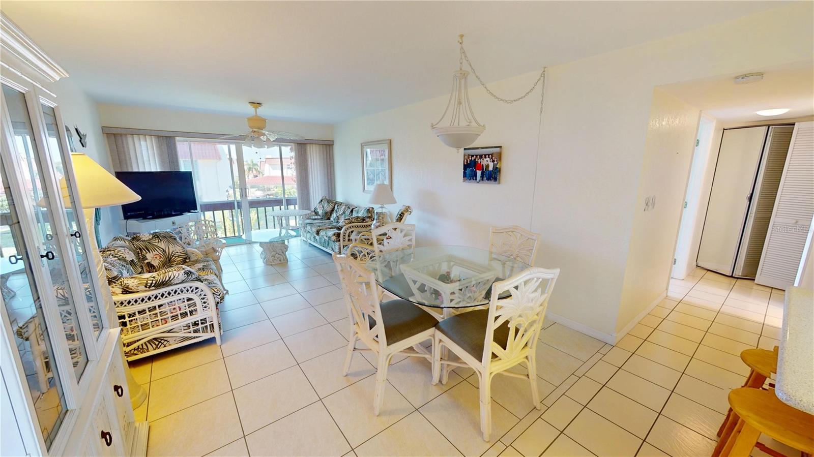 Image 6 of 33 For 311 Garvin Street 201d