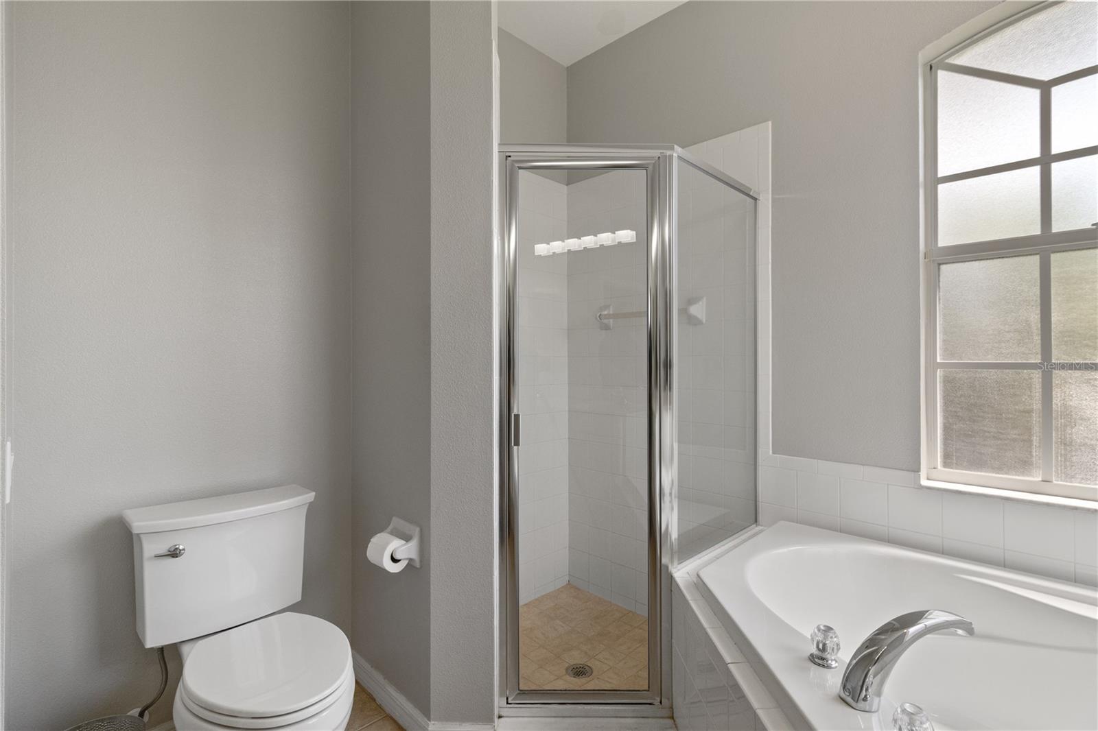Image 20 of 48 For 2725 Royal Palm Drive