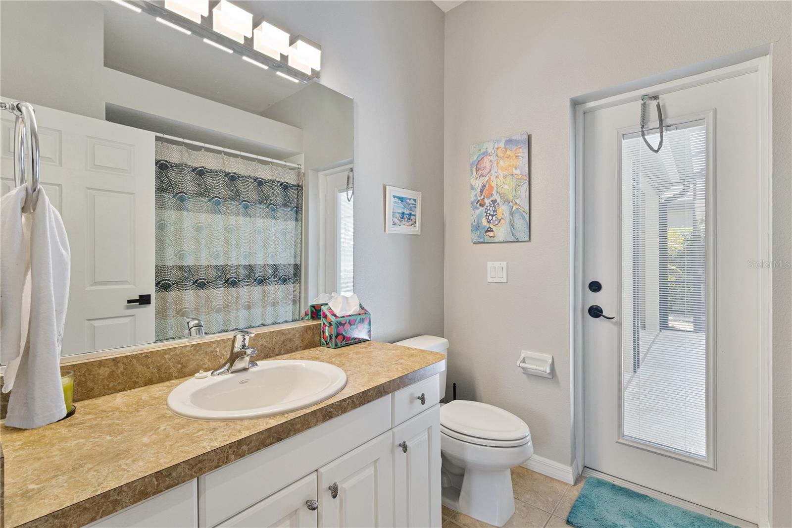Image 30 of 48 For 2725 Royal Palm Drive