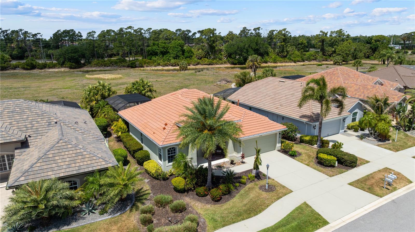 Image 42 of 48 For 2725 Royal Palm Drive