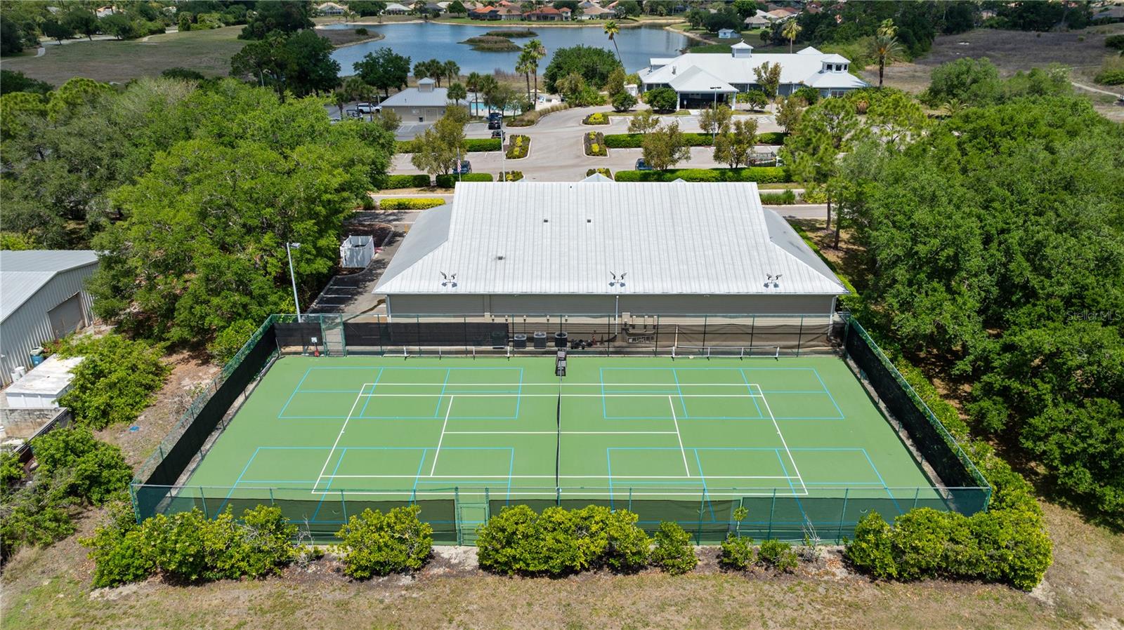 Image 47 of 48 For 2725 Royal Palm Drive