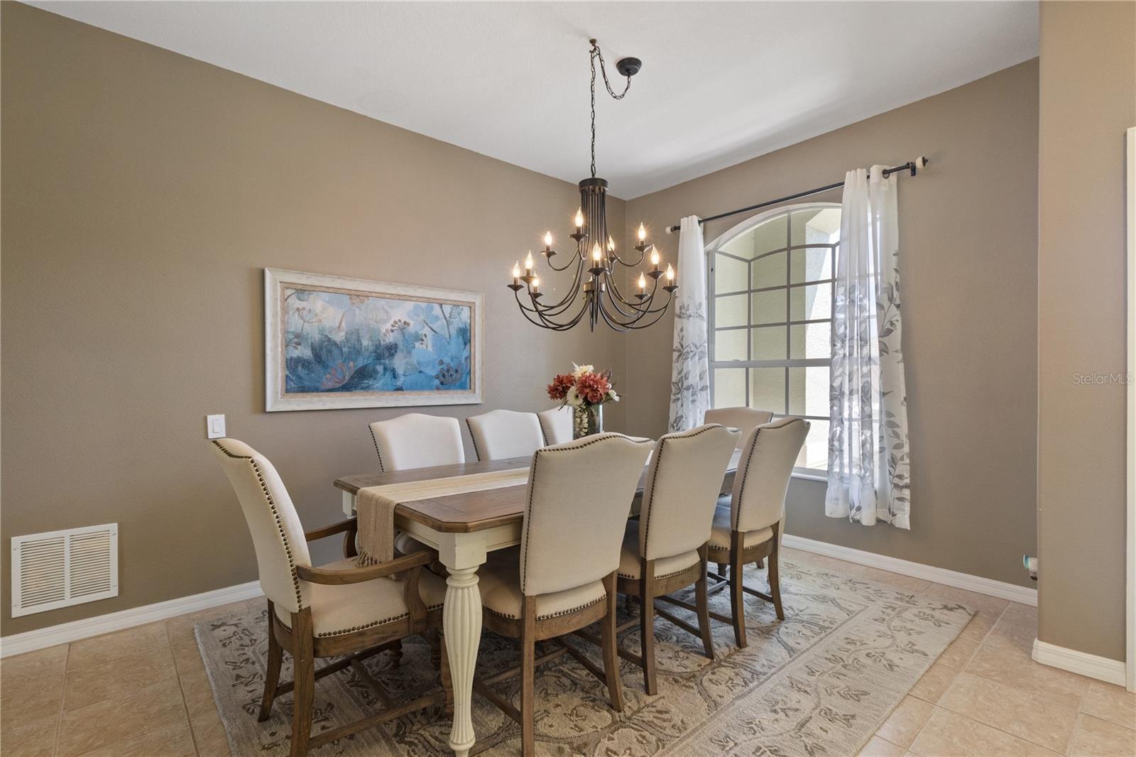 Image 8 of 48 For 2725 Royal Palm Drive
