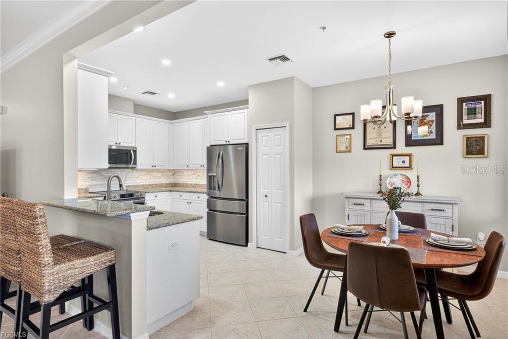 Image 14 of 41 For 16521 Goldenrod Lane 102