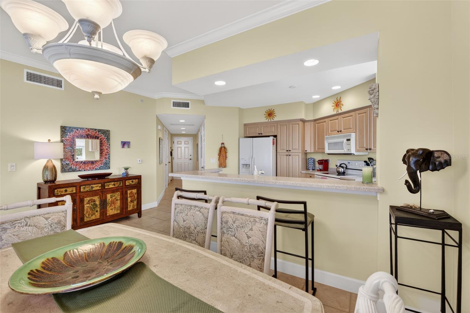 Image 13 of 37 For 3191 Matecumbe Key Road 202