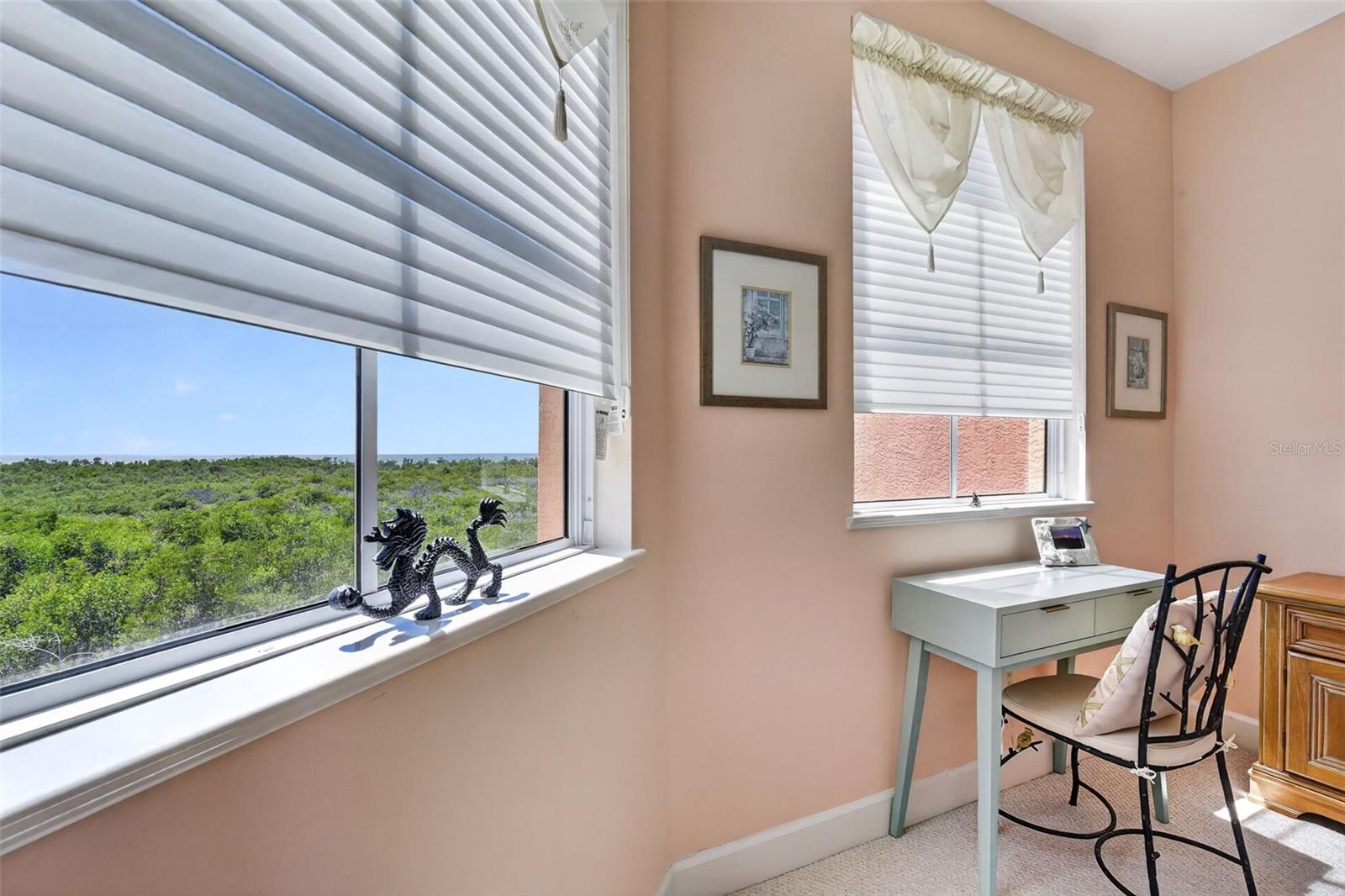 Image 17 of 37 For 3191 Matecumbe Key Road 202