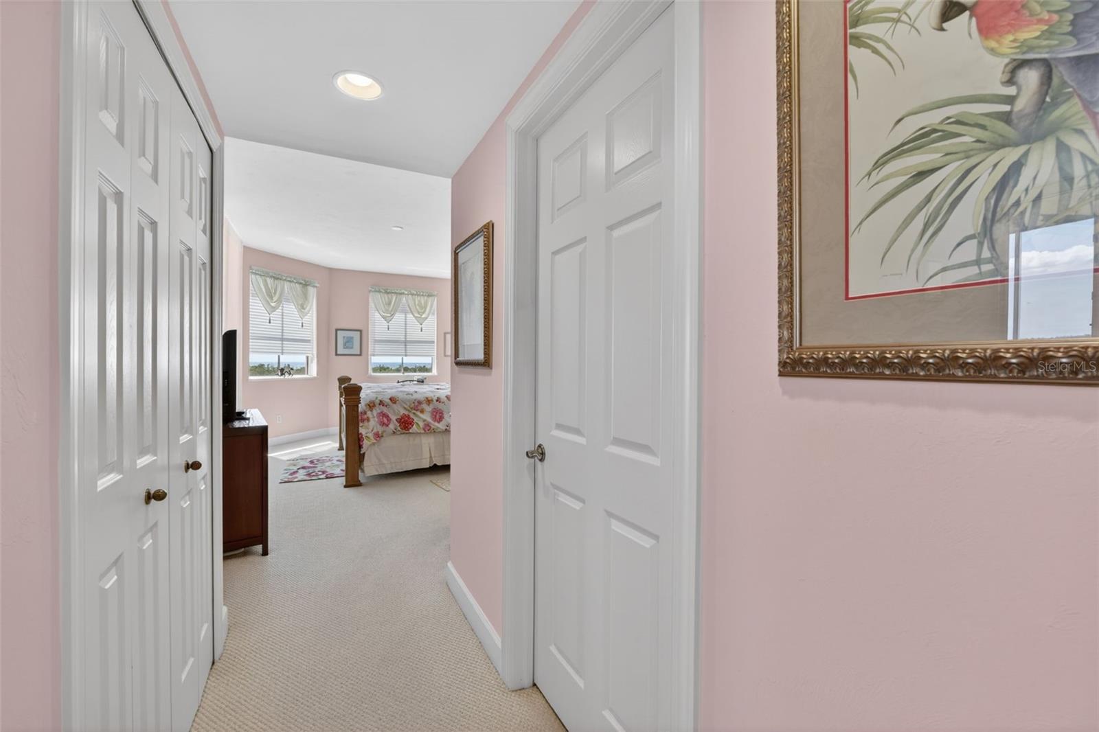 Image 20 of 37 For 3191 Matecumbe Key Road 202