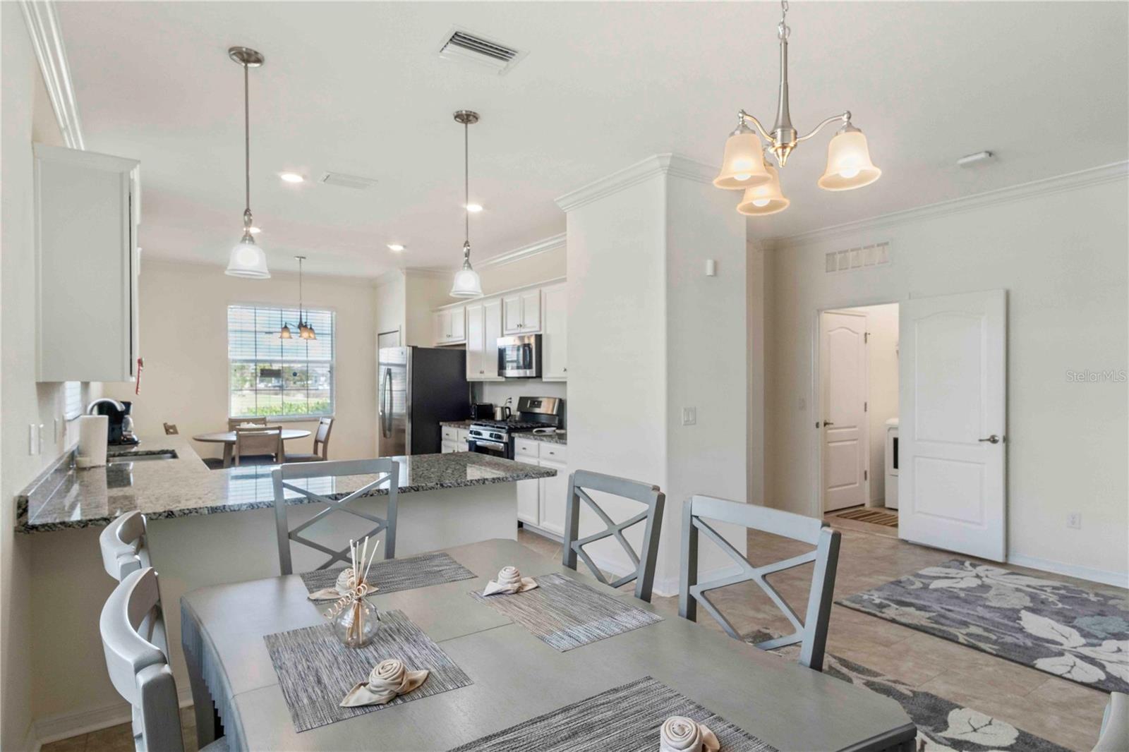 Image 14 of 46 For 43281 Treadway Drive