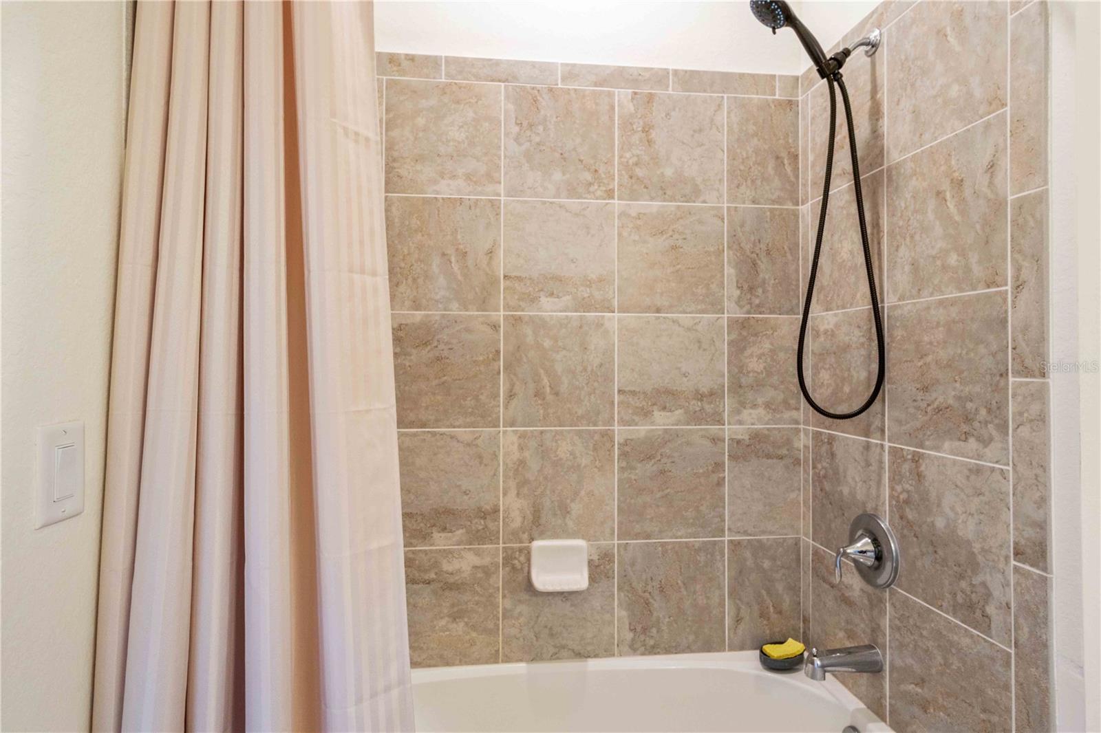 Image 37 of 46 For 43281 Treadway Drive