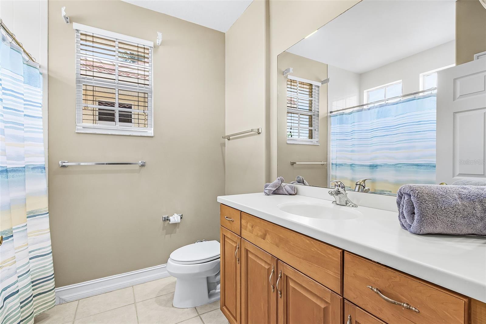 Image 14 of 40 For 5626 Cape Harbour Drive 202