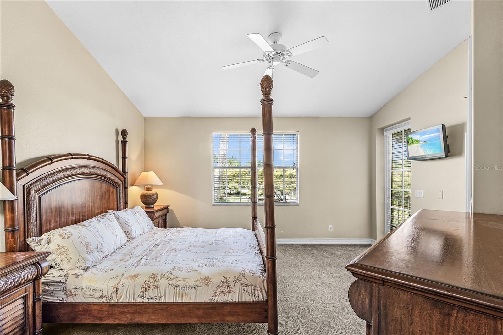 Image 21 of 40 For 5626 Cape Harbour Drive 202