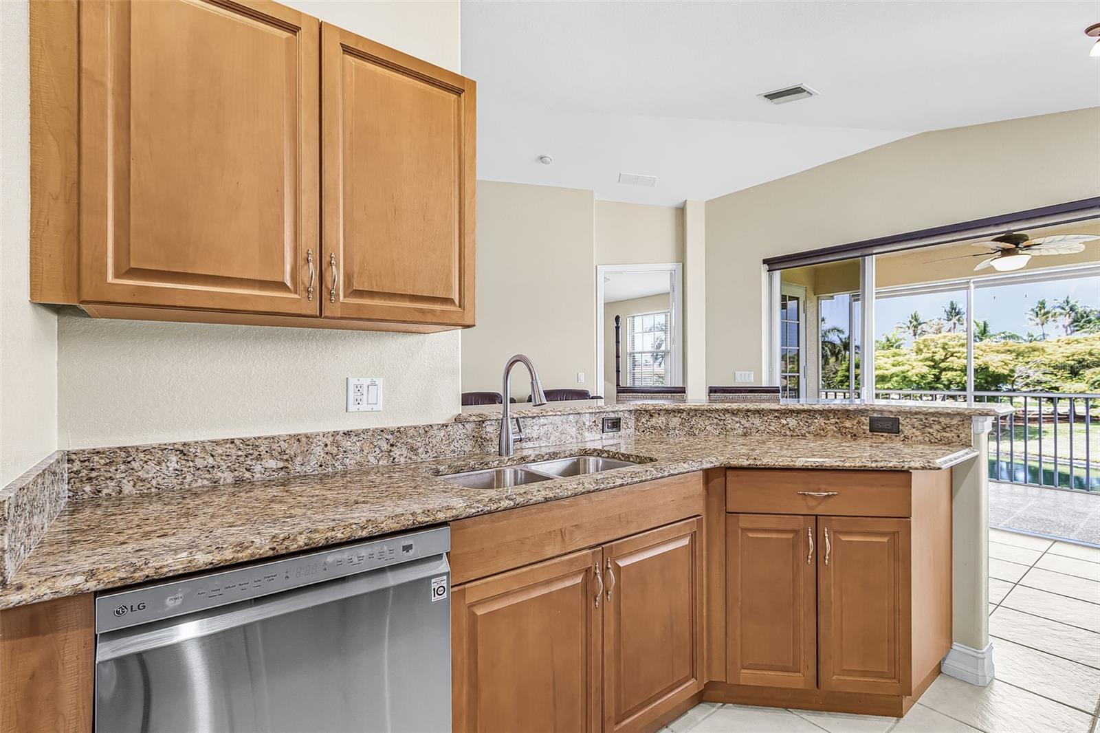 Image 26 of 40 For 5626 Cape Harbour Drive 202