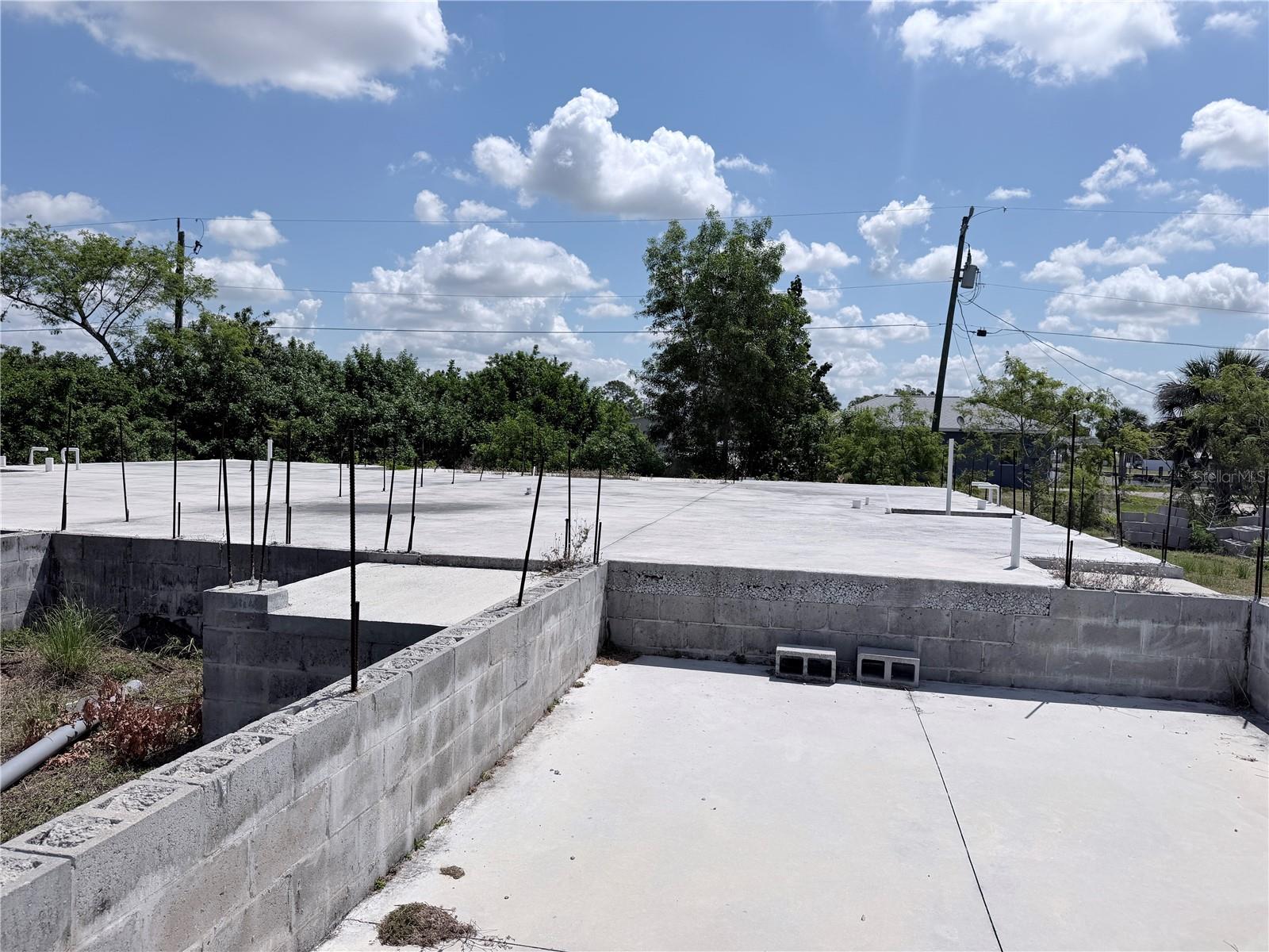Image 7 of 7 For 2926 Magdalina Drive