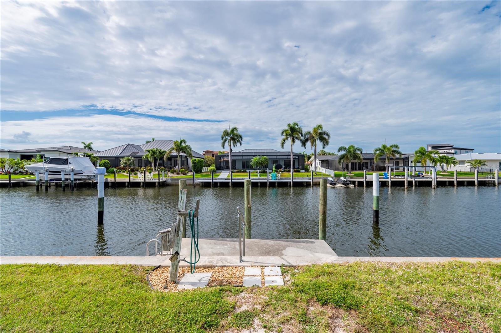Image 42 of 54 For 2241 Gulfview Road