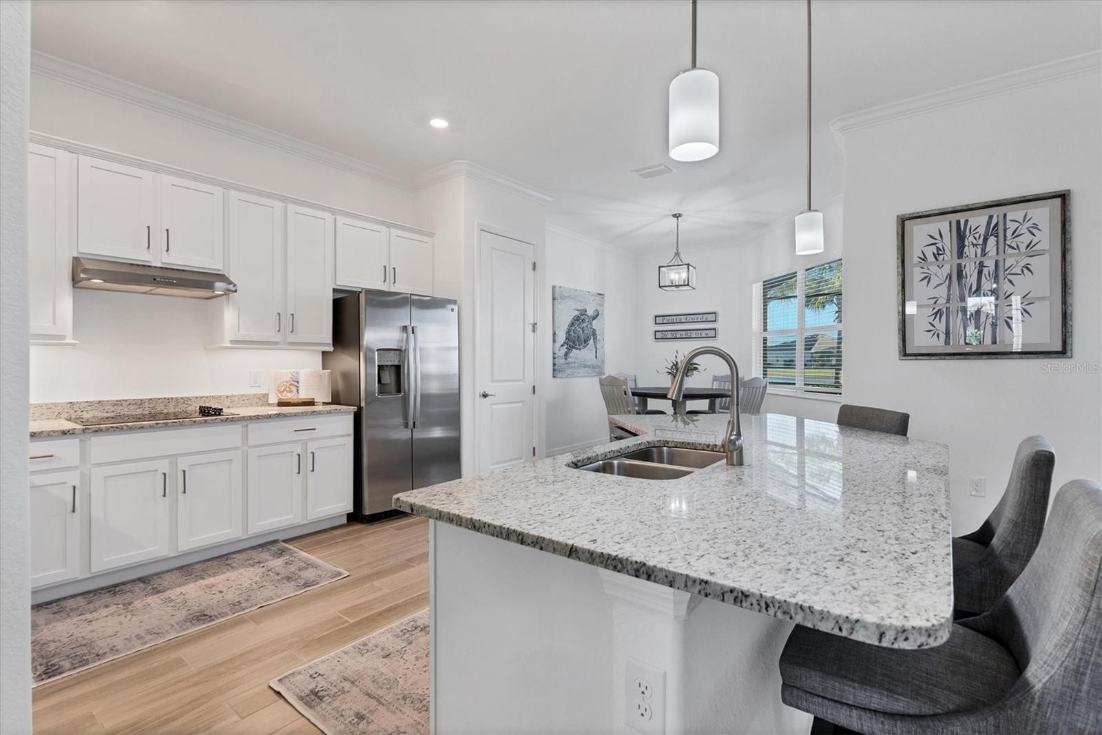 Image 10 of 66 For 25228 Longmeadow Drive