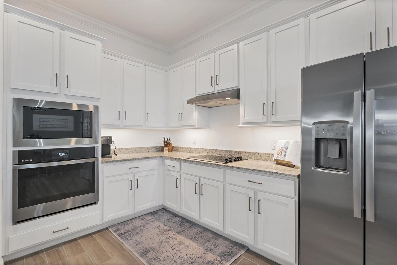Image 11 of 66 For 25228 Longmeadow Drive