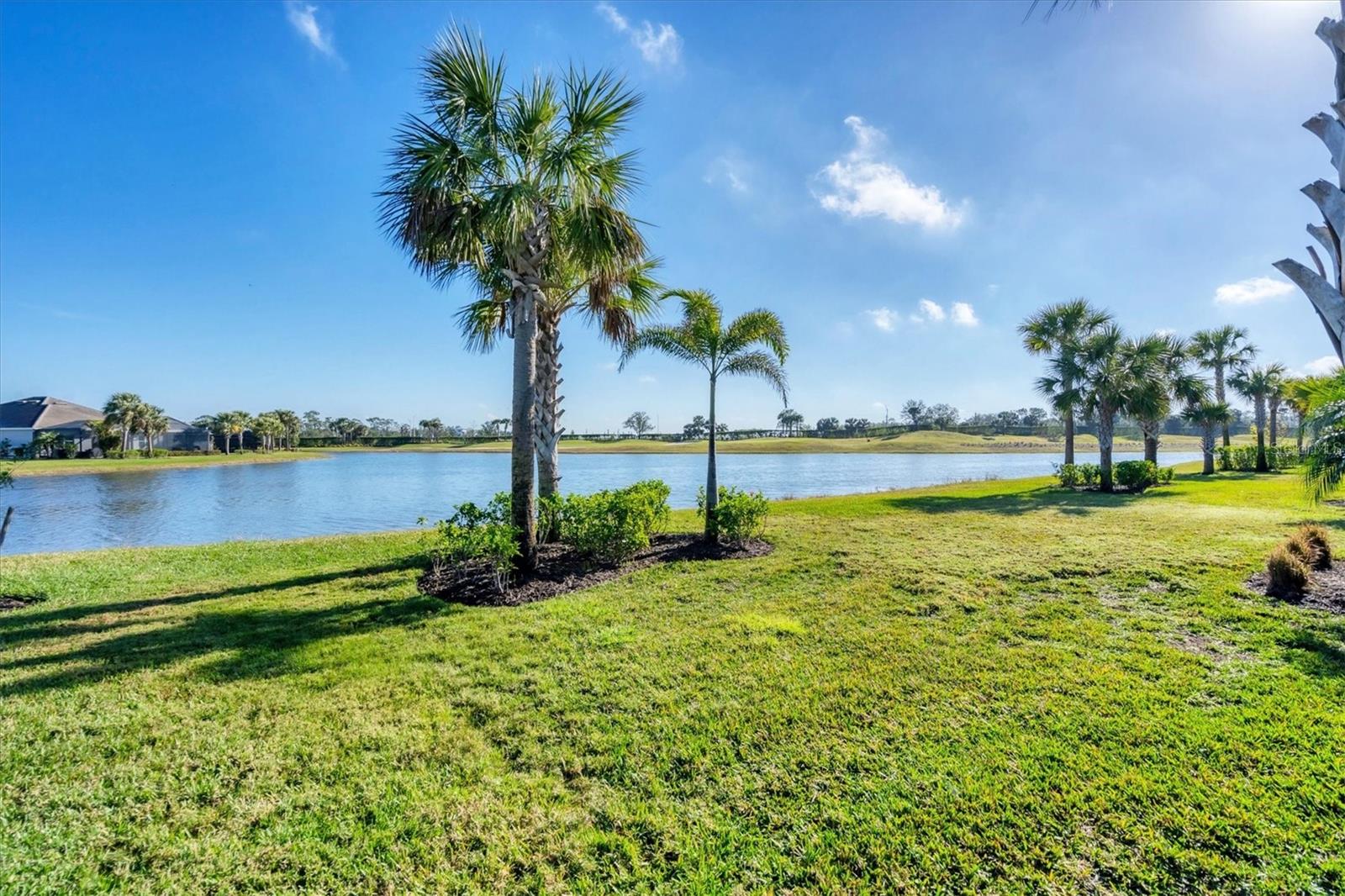 Image 29 of 66 For 25228 Longmeadow Drive