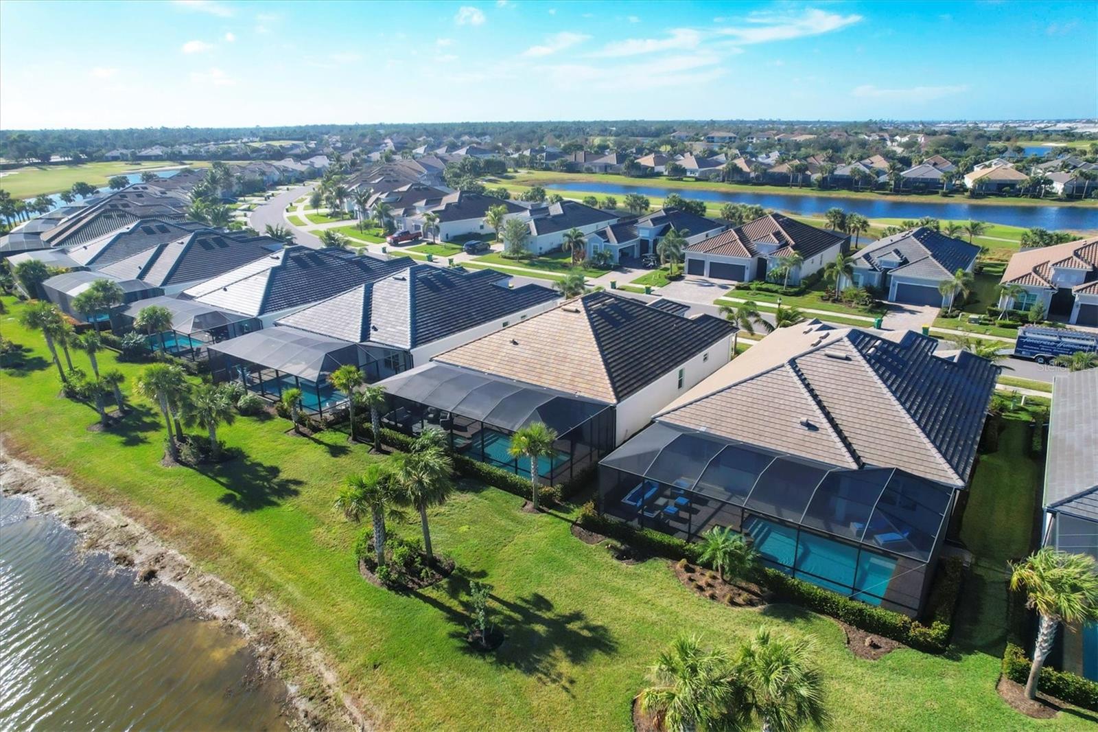 Image 34 of 66 For 25228 Longmeadow Drive