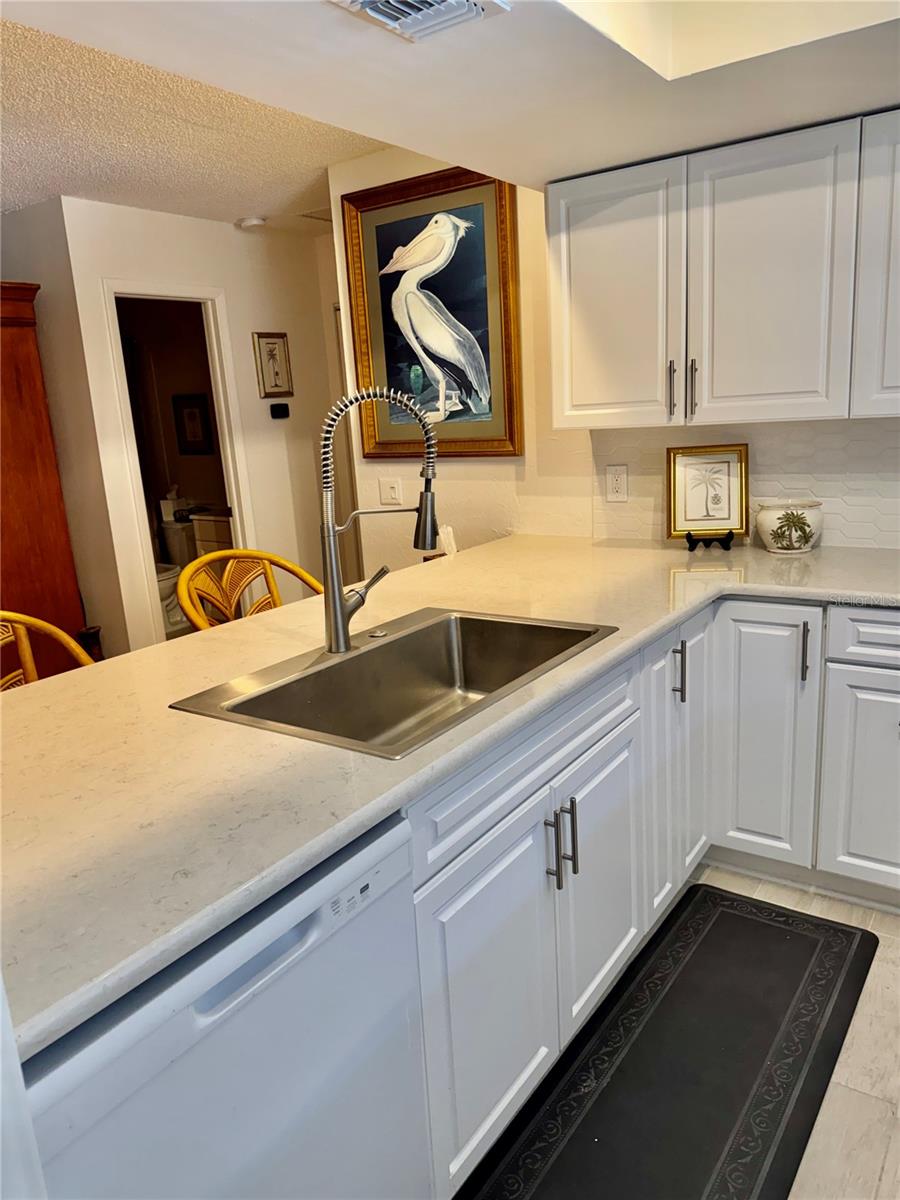 Image 10 of 28 For 2801 Magdalina Drive 1d