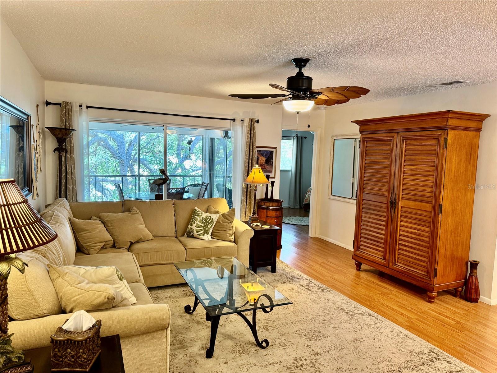Image 3 of 28 For 2801 Magdalina Drive 1d
