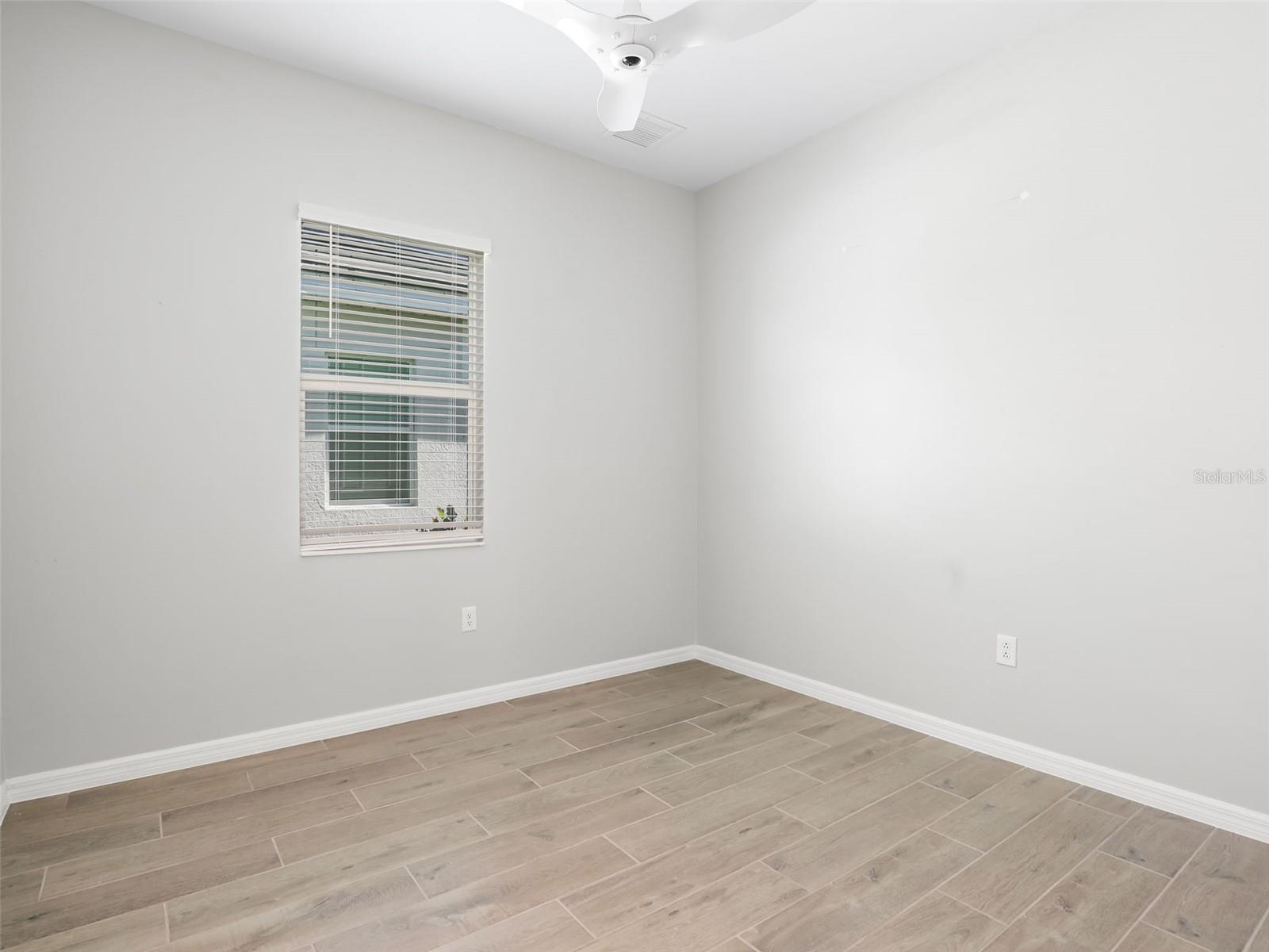 Image 16 of 46 For 15904 Sugar Hill Drive