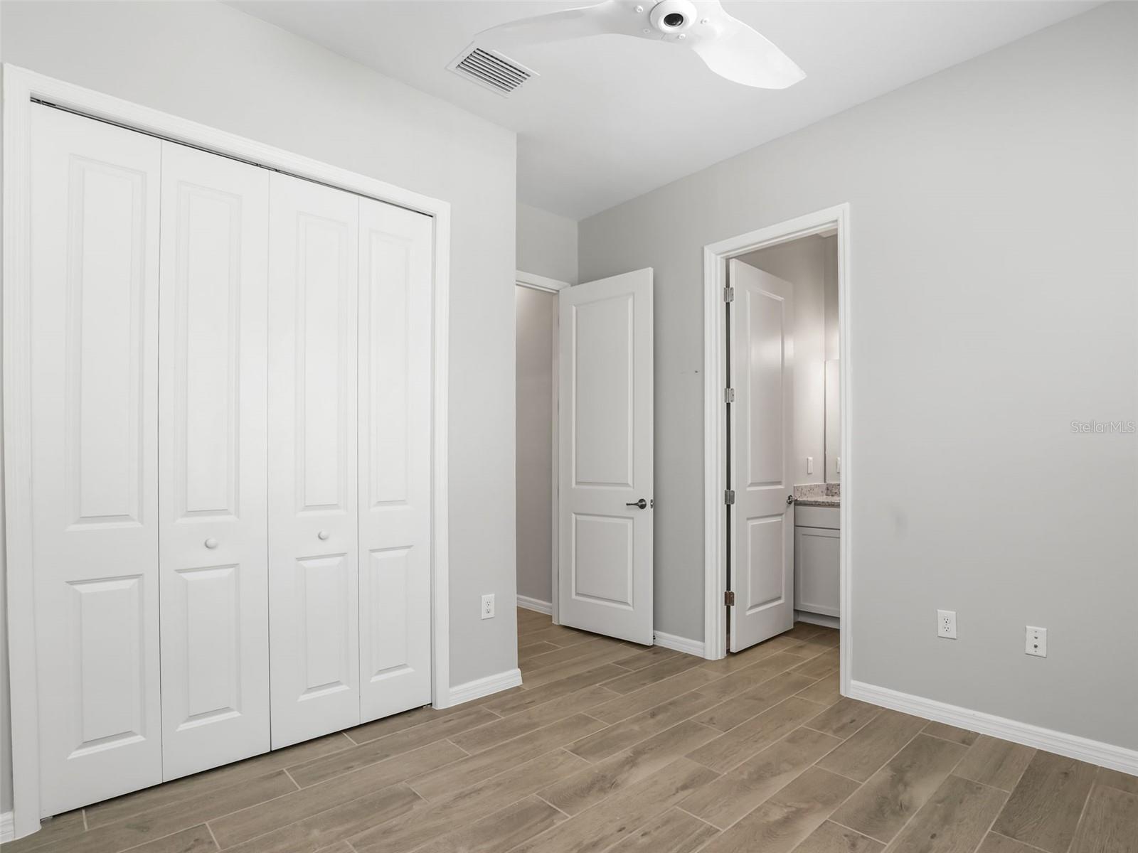 Image 17 of 46 For 15904 Sugar Hill Drive