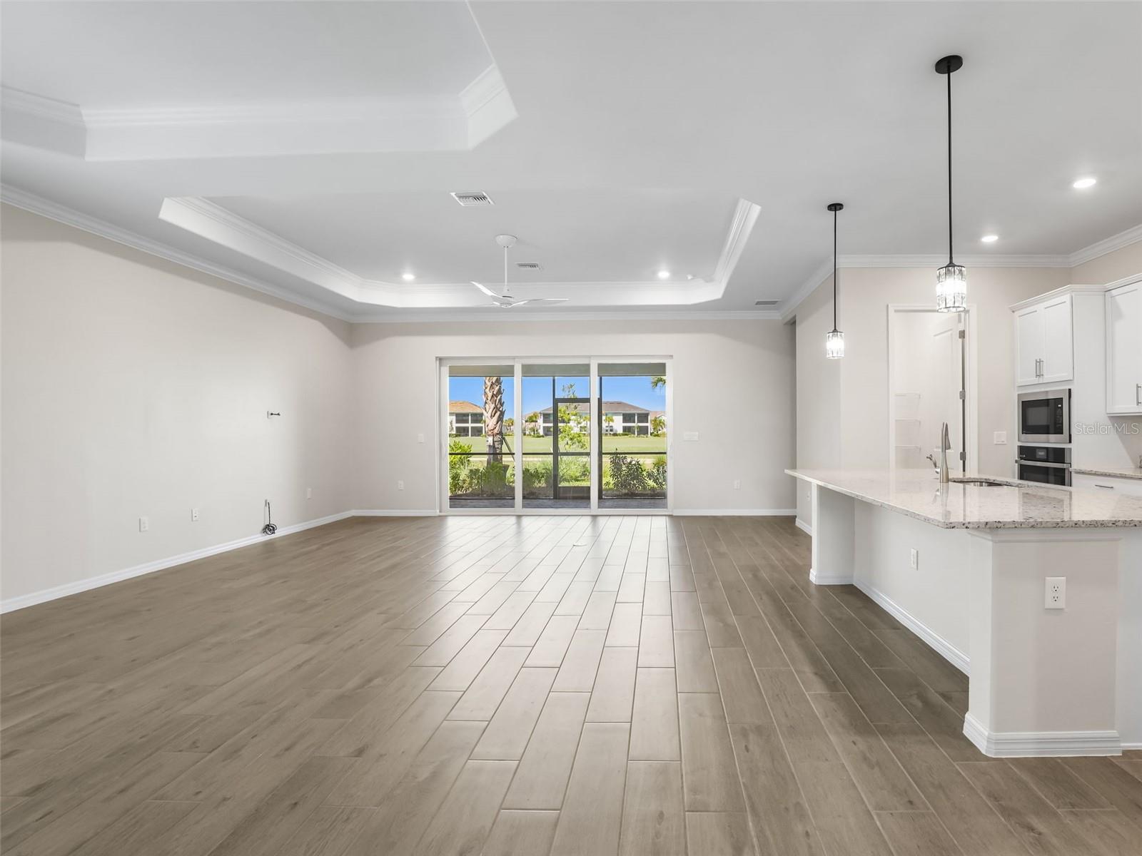 Image 9 of 46 For 15904 Sugar Hill Drive