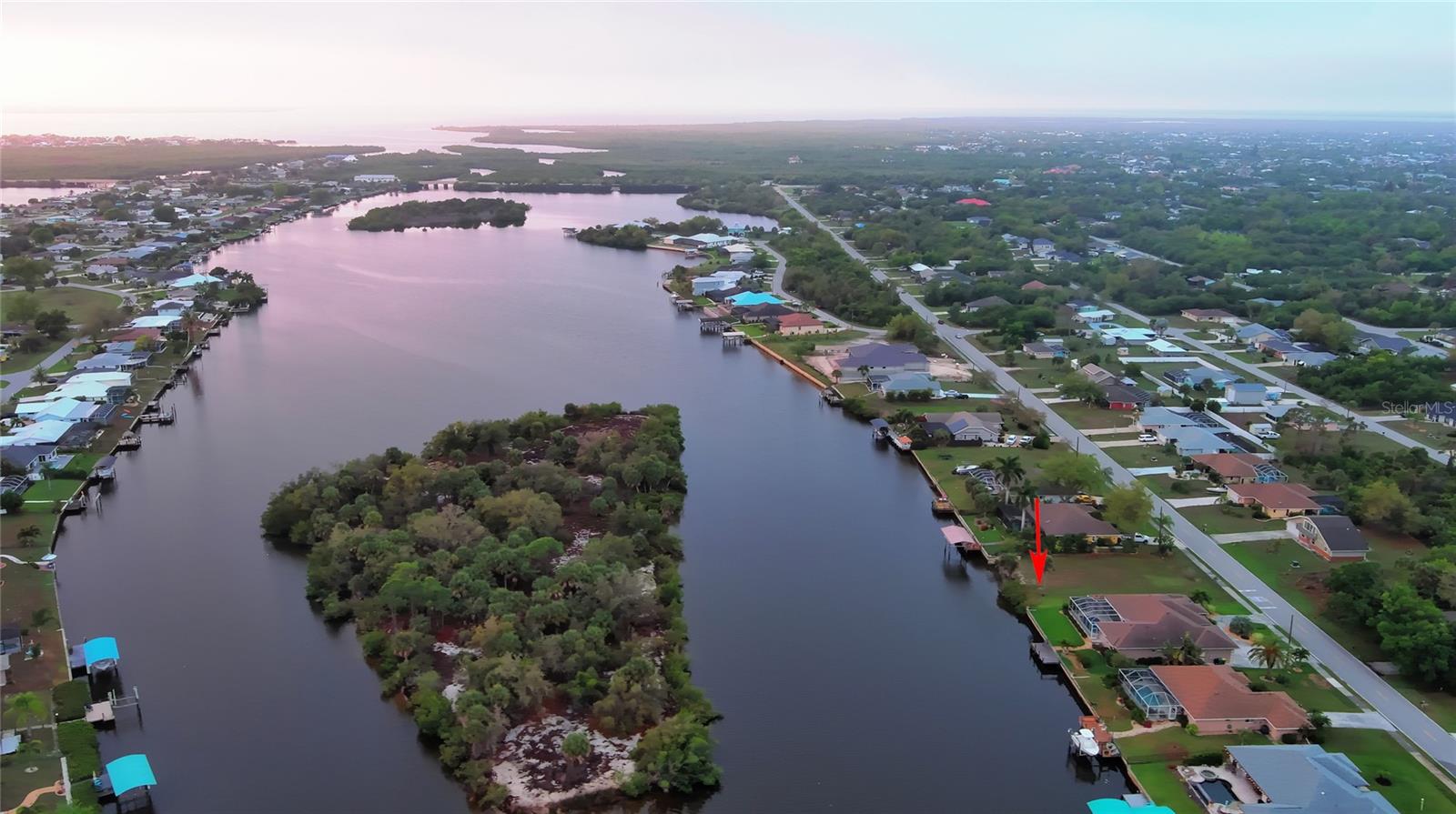 Image 15 of 21 For 3190 Lake View Boulevard