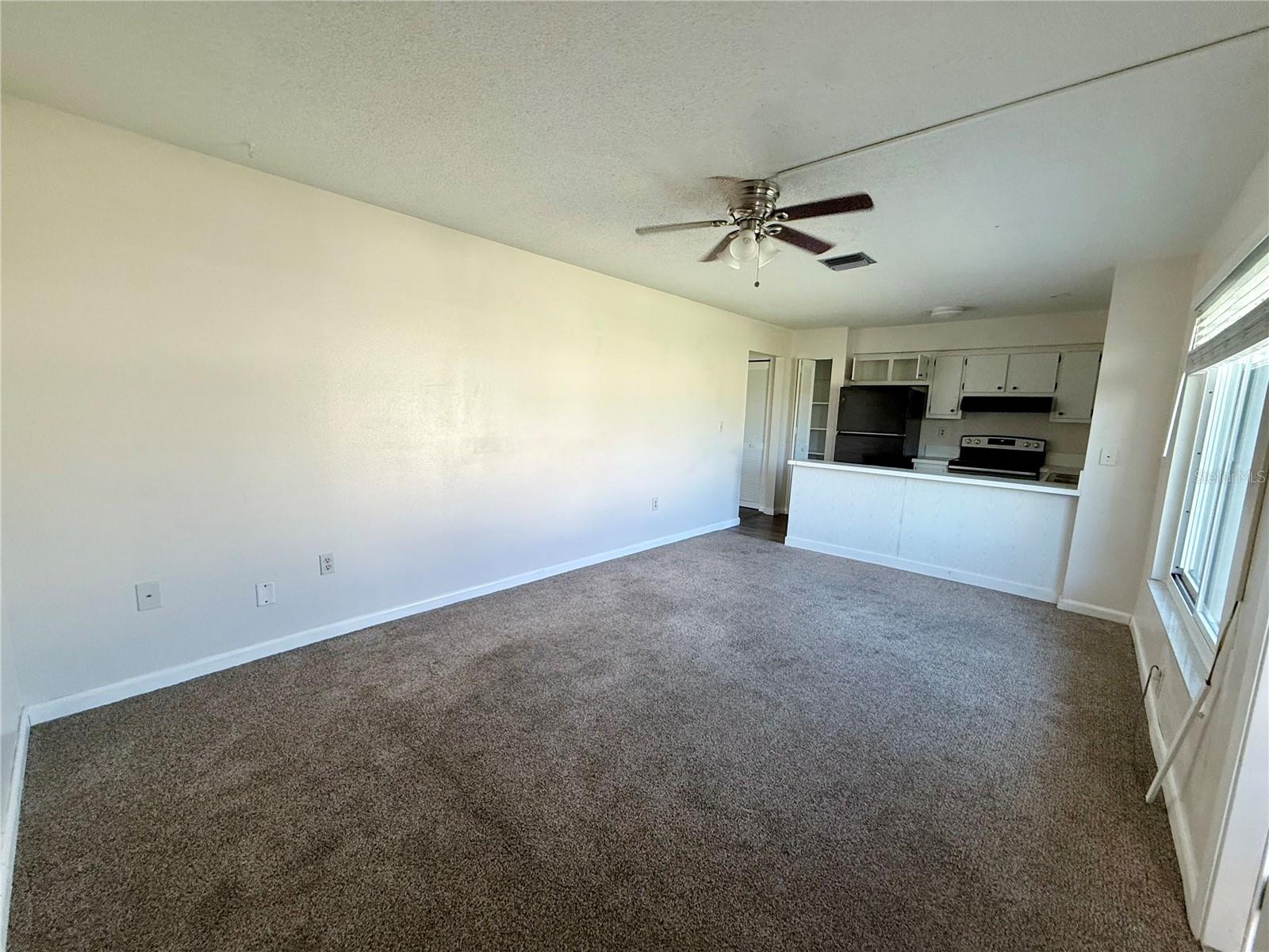 Image 2 of 5 For 21150 Gertrude Avenue F1