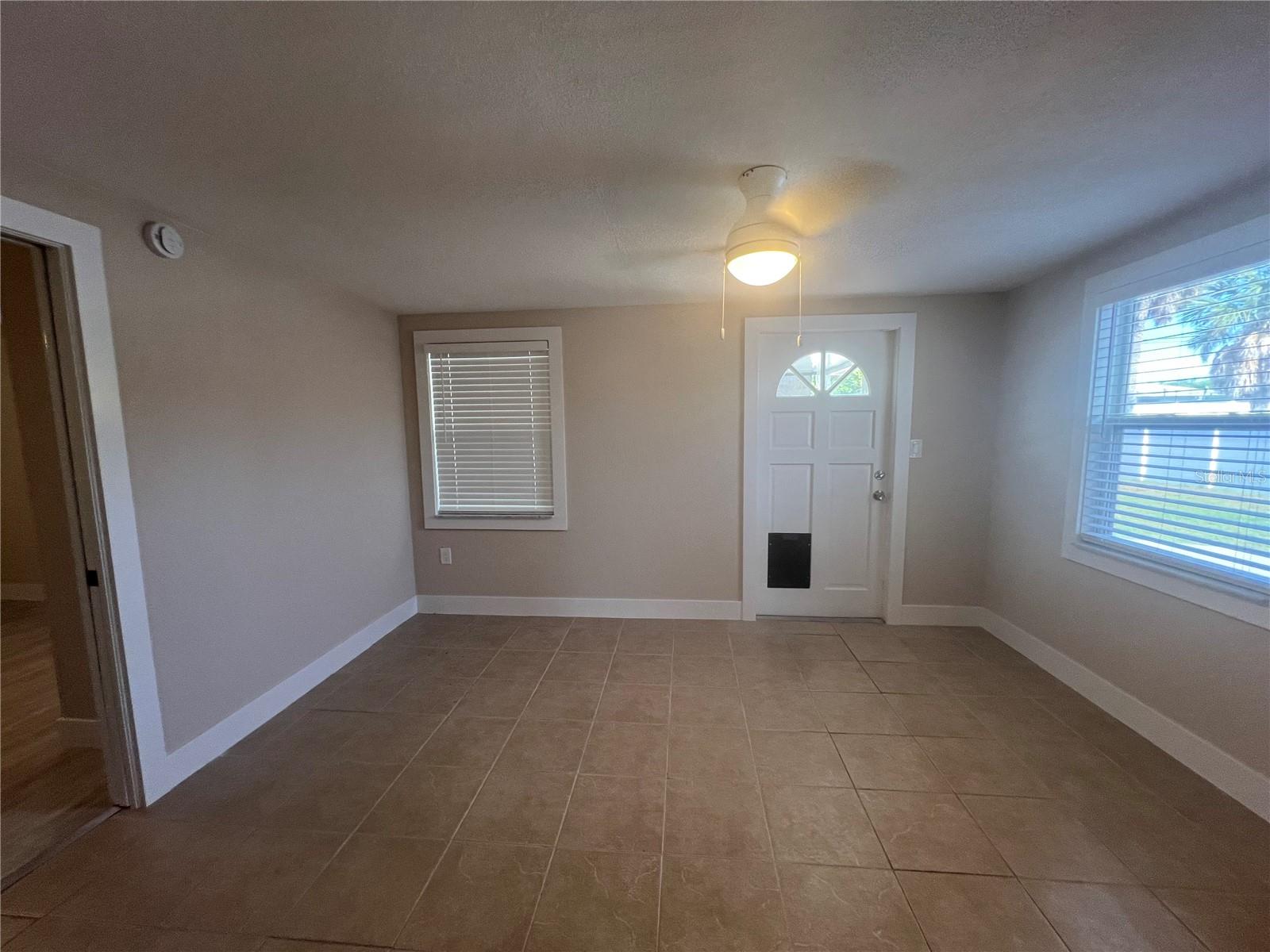 Image 10 of 38 For 249 Seminole Boulevard Nw