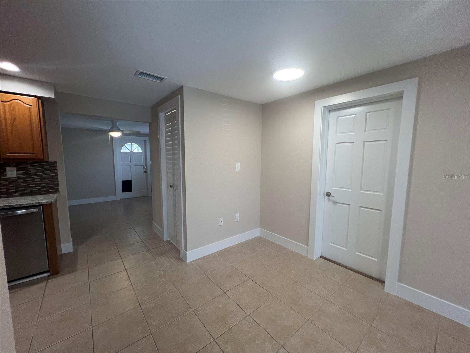 Image 6 of 38 For 249 Seminole Boulevard Nw