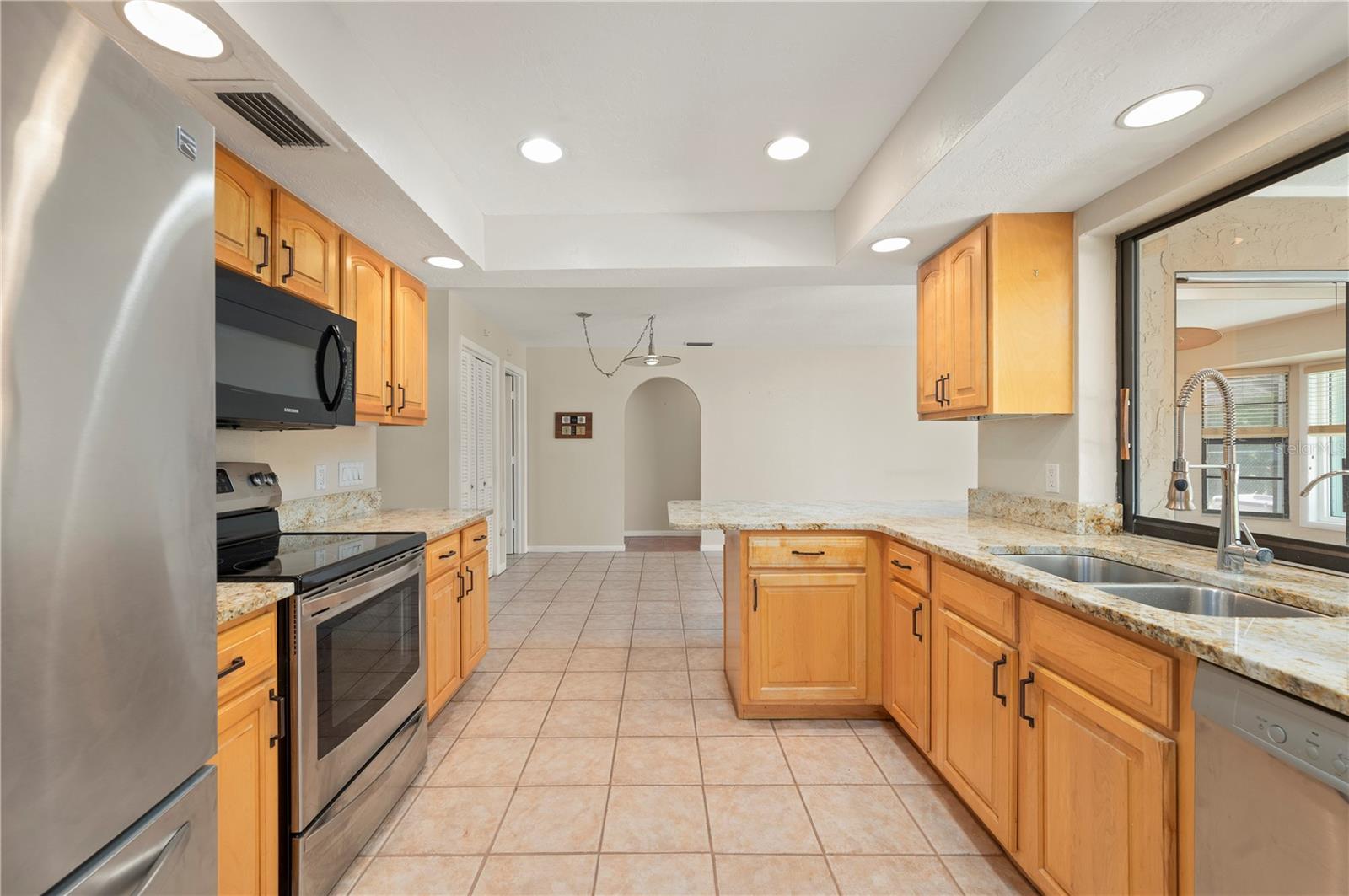 Image 14 of 50 For 22317 Laika Avenue