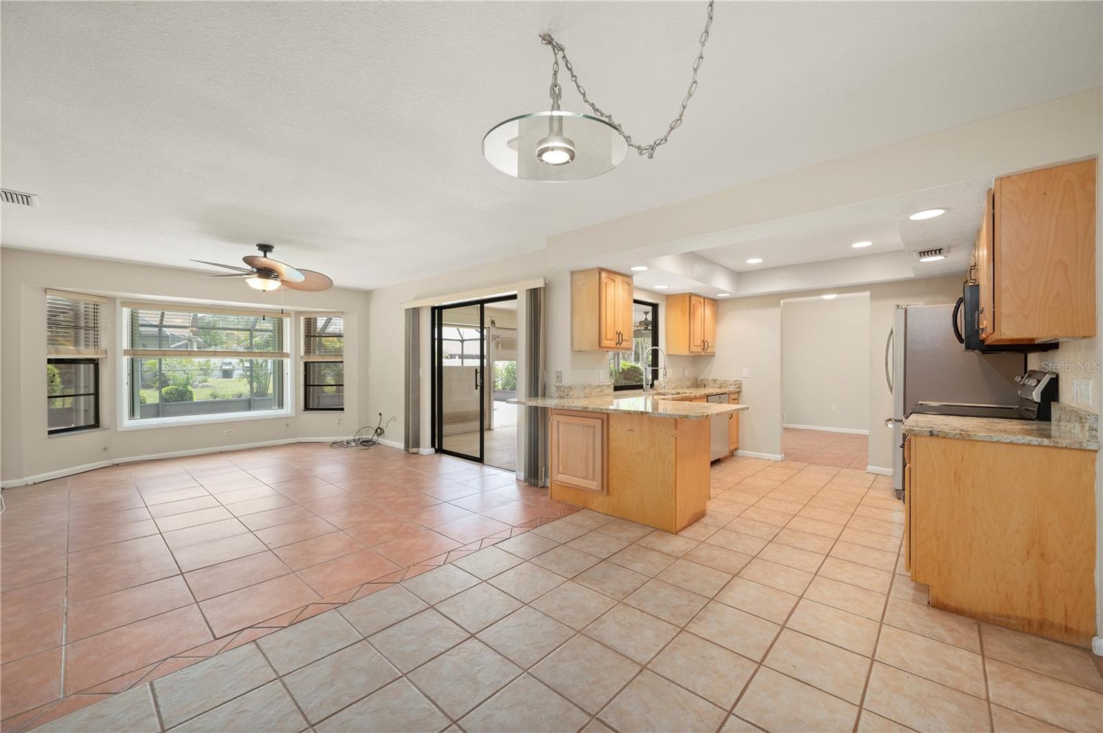 Image 17 of 50 For 22317 Laika Avenue