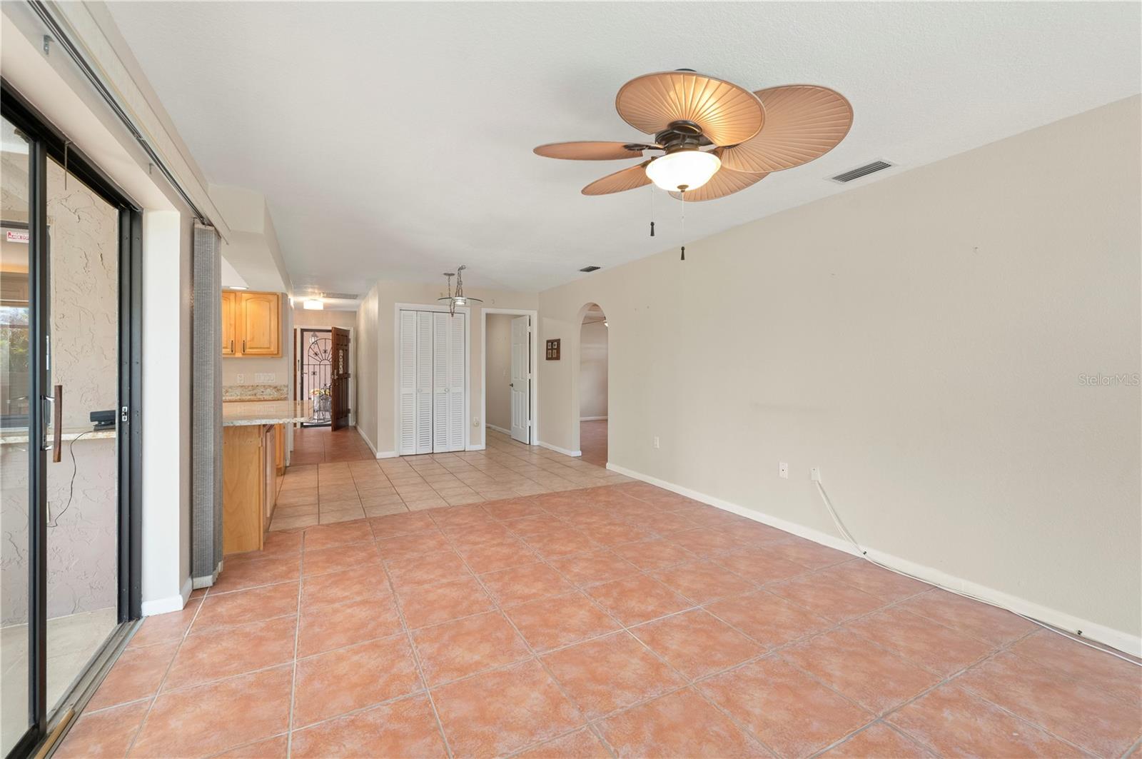 Image 21 of 50 For 22317 Laika Avenue