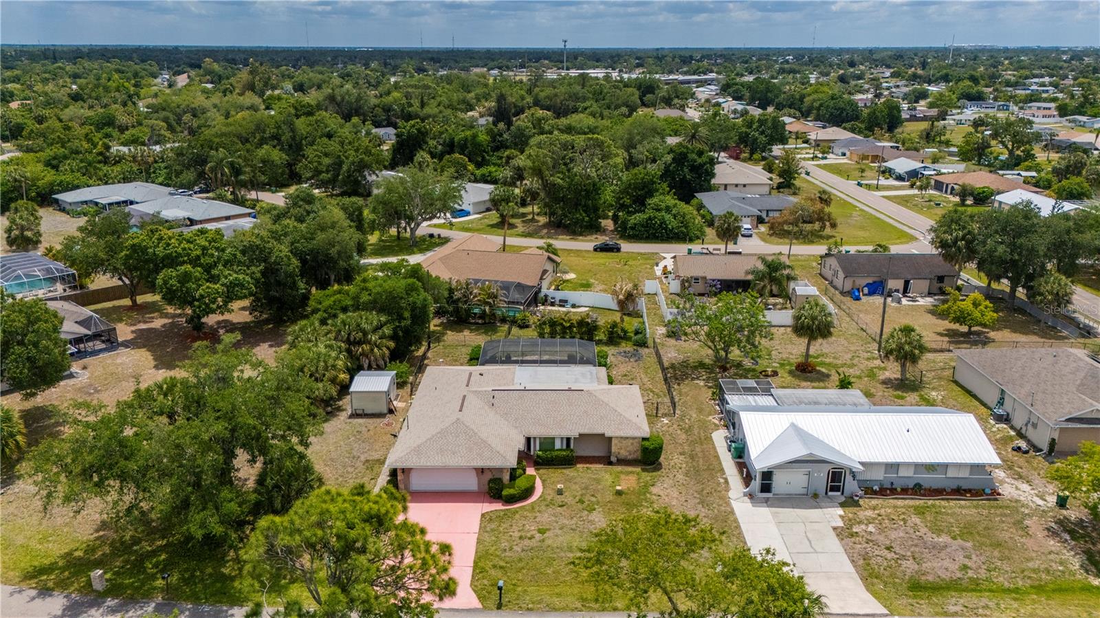 Image 44 of 50 For 22317 Laika Avenue
