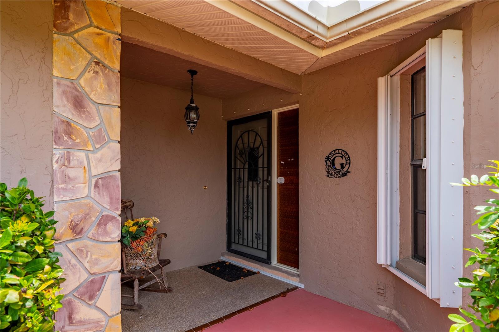 Image 6 of 50 For 22317 Laika Avenue