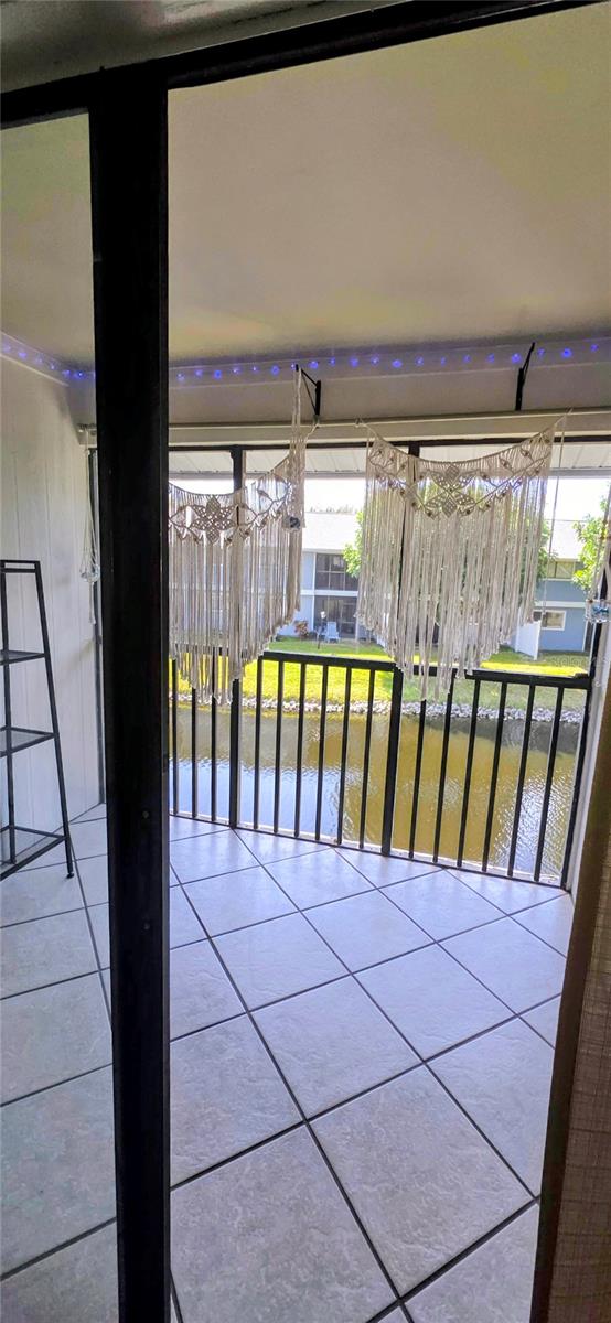 Image 11 of 36 For 6033 34th Street W 136