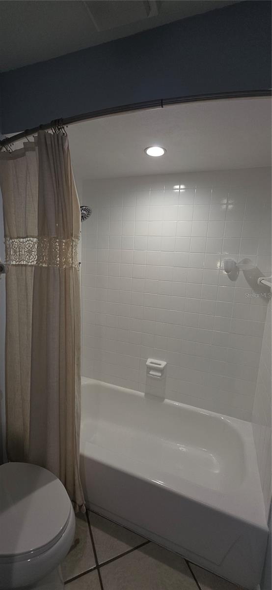 Image 20 of 36 For 6033 34th Street W 136