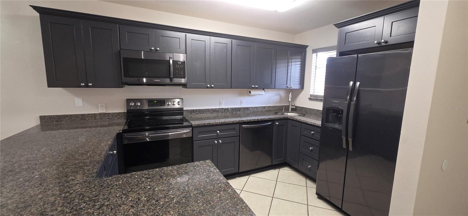 Image 4 of 36 For 6033 34th Street W 136