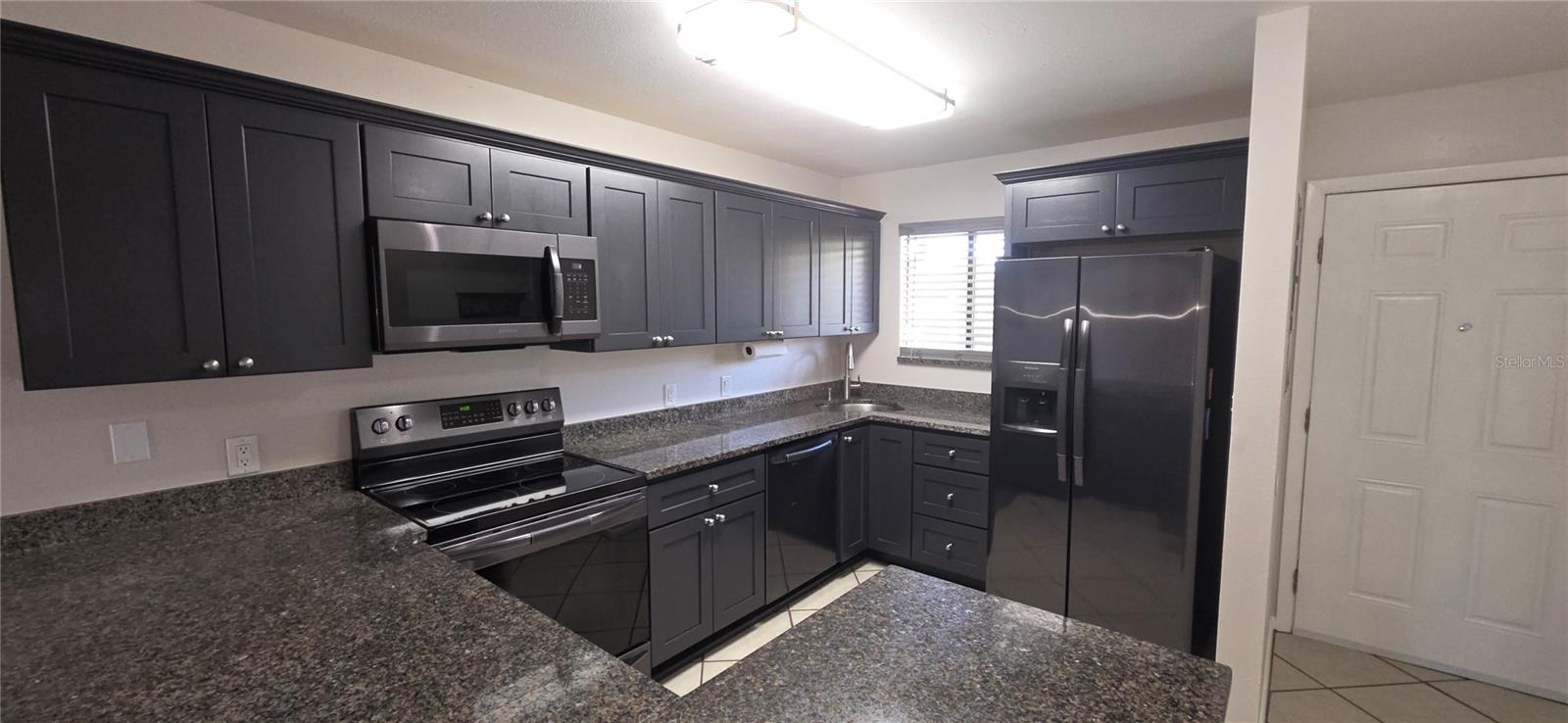 Image 6 of 36 For 6033 34th Street W 136