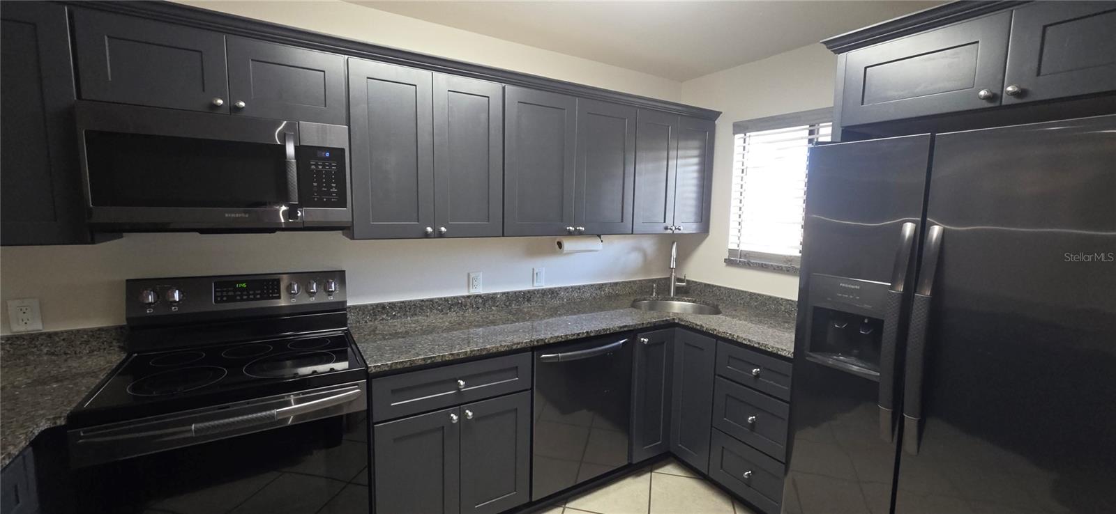 Image 7 of 36 For 6033 34th Street W 136