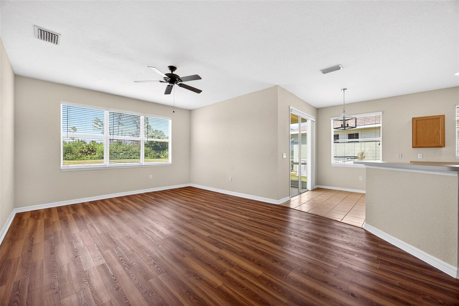 Image 6 of 43 For 1823 Scarlett Avenue