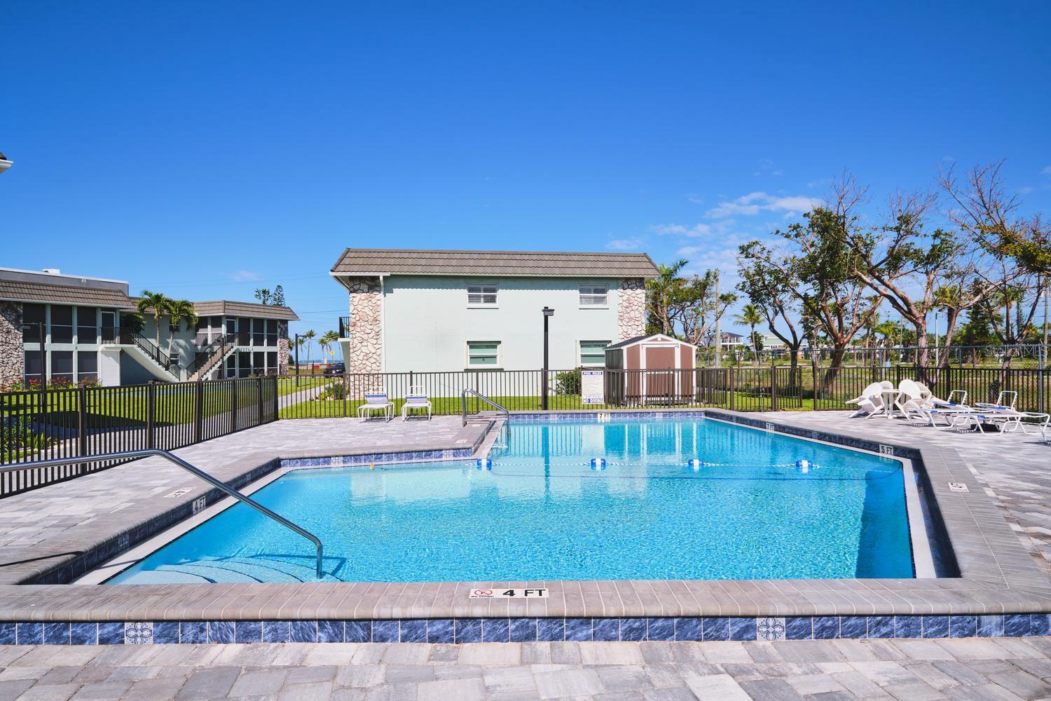 Image 43 of 55 For 3045 Estero Boulevard 6a