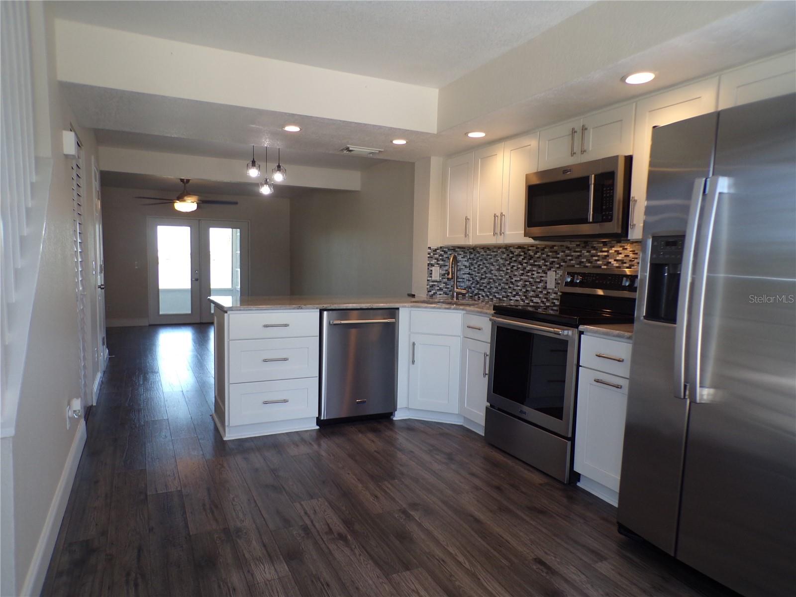 Image 2 of 39 For 26300 Rampart Boulevard 402b