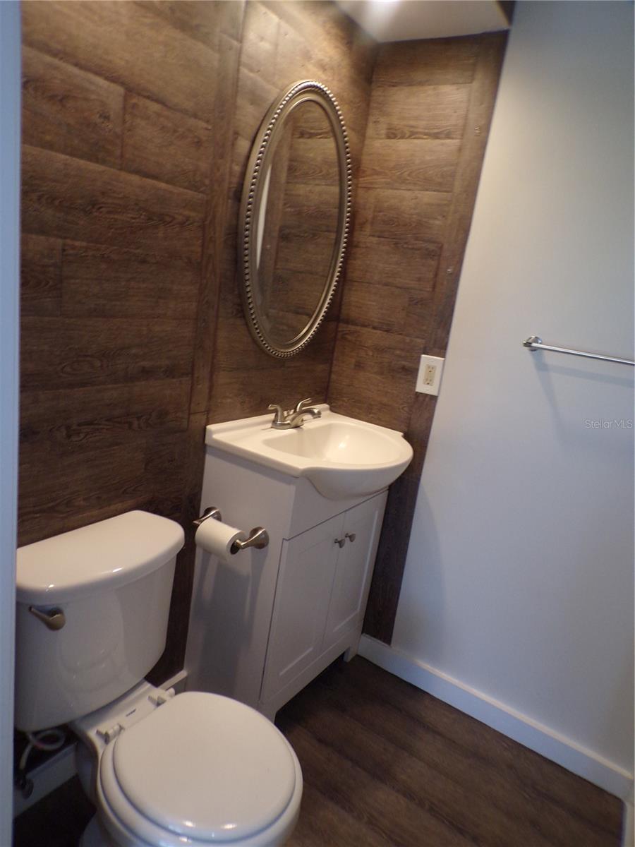 Image 25 of 39 For 26300 Rampart Boulevard 402b