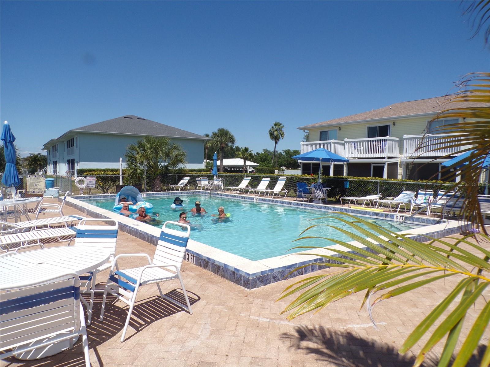Image 37 of 39 For 26300 Rampart Boulevard 402b
