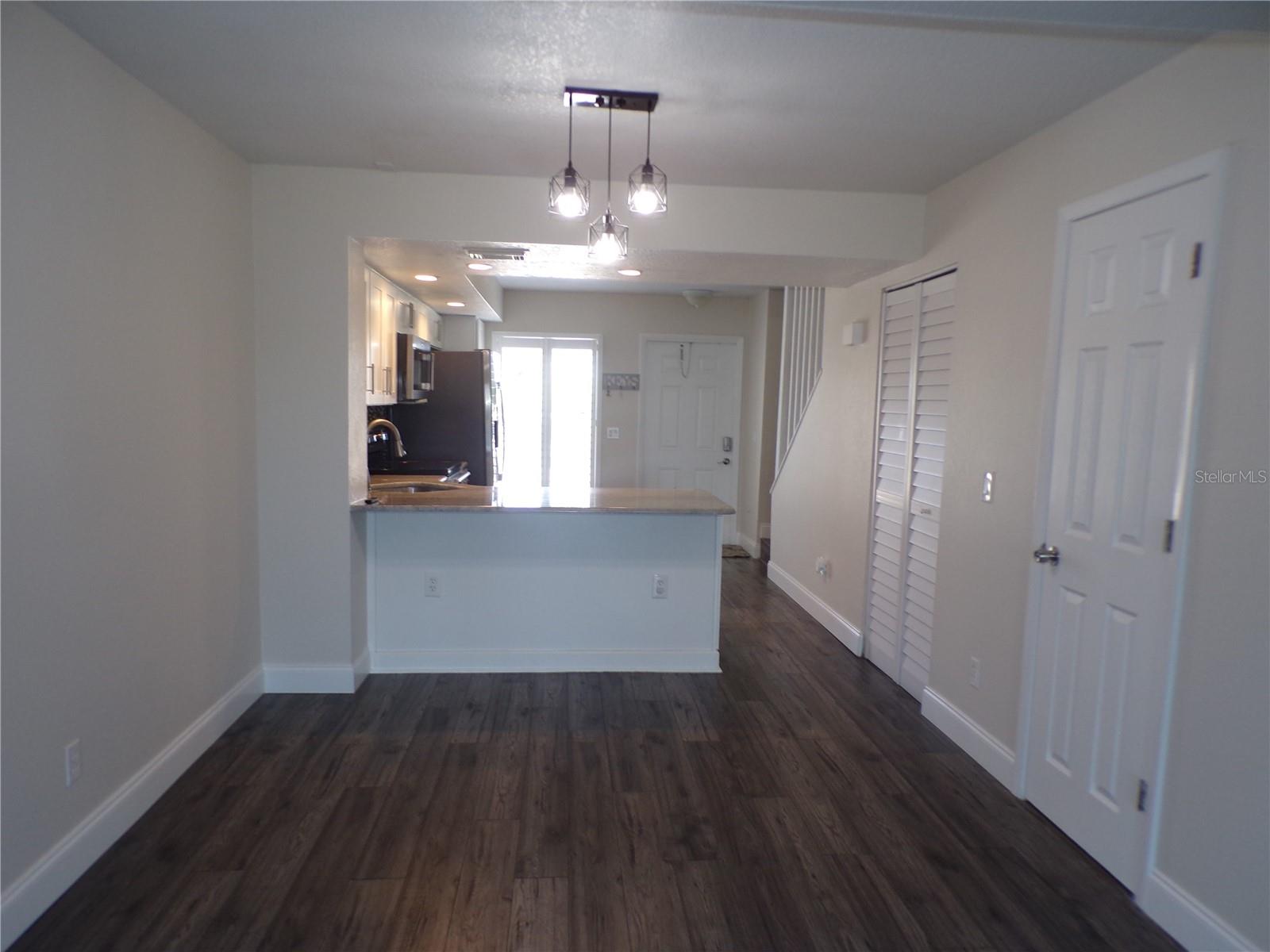 Image 5 of 39 For 26300 Rampart Boulevard 402b