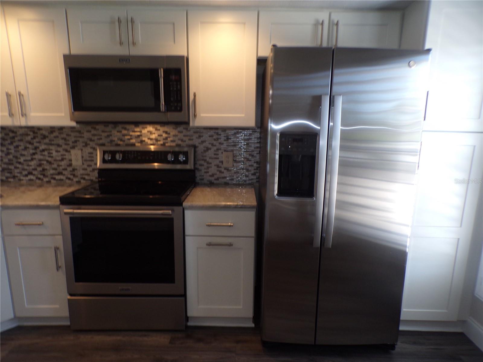 Image 6 of 39 For 26300 Rampart Boulevard 402b
