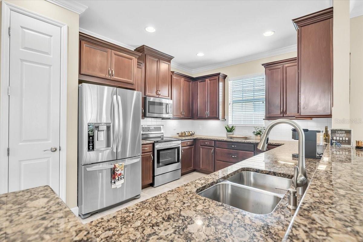 Image 9 of 48 For 2615 Vareo Court