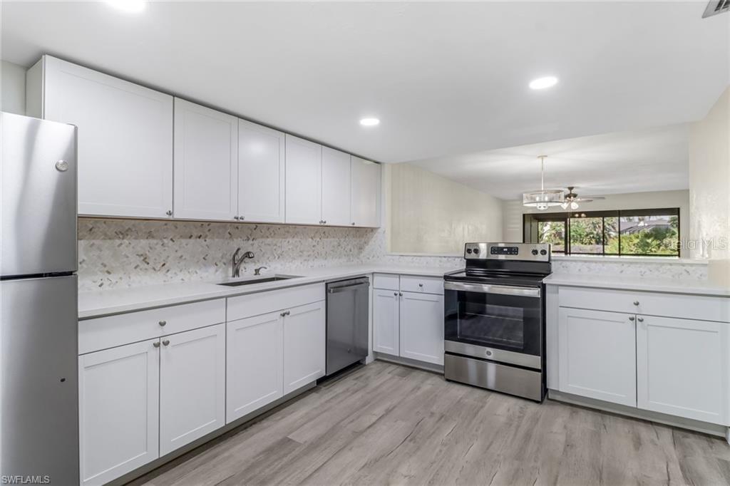 Image 4 of 42 For 16590 Partridge Place Road 102